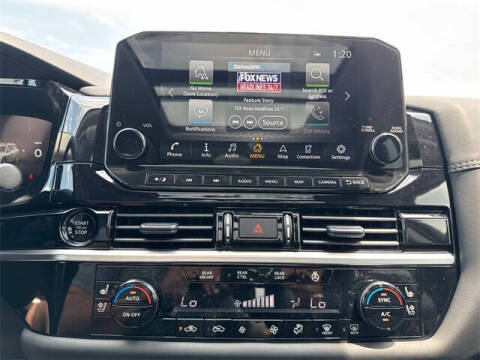 2025 Nissan Pathfinder Platinum