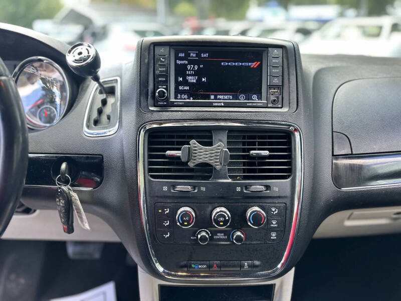 2018 Dodge Grand Caravan SXT - Photo 15