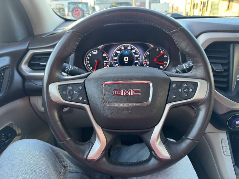 2018 GMC Acadia Denali