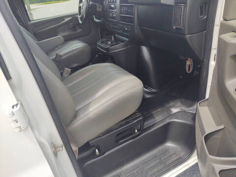 2015 Chevrolet Express 2500