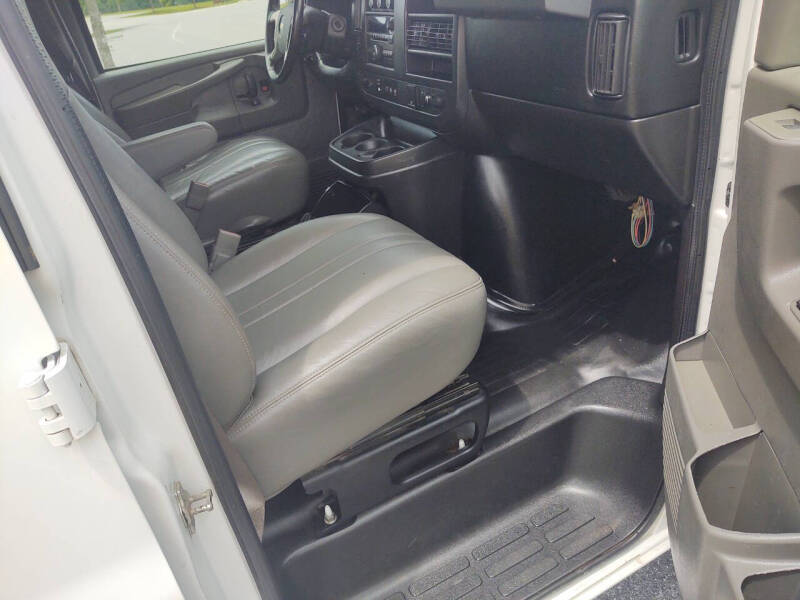 2015 Chevrolet Express 2500