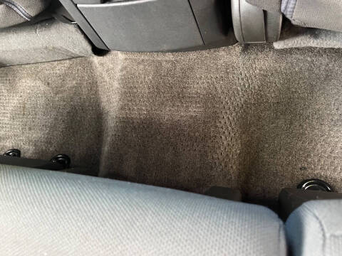 2011 Nissan Pathfinder LE