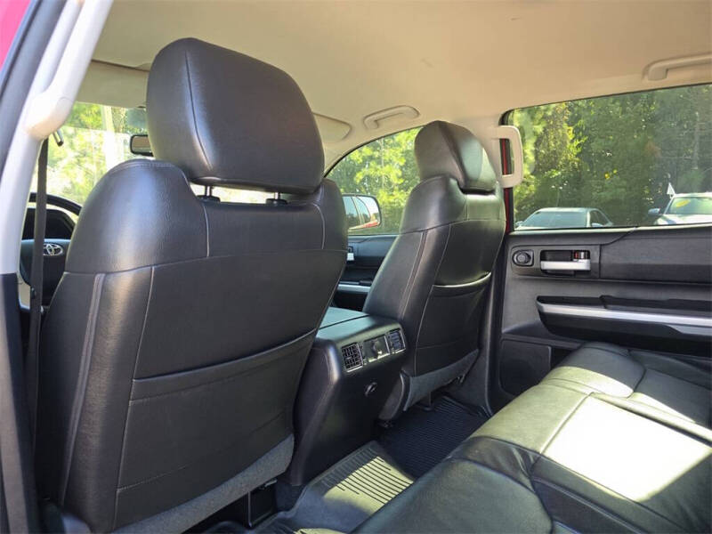 2017 Toyota Tundra SR5