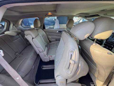 2014 Nissan Pathfinder SL