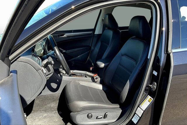 2017 Volkswagen Passat 1.8T SE