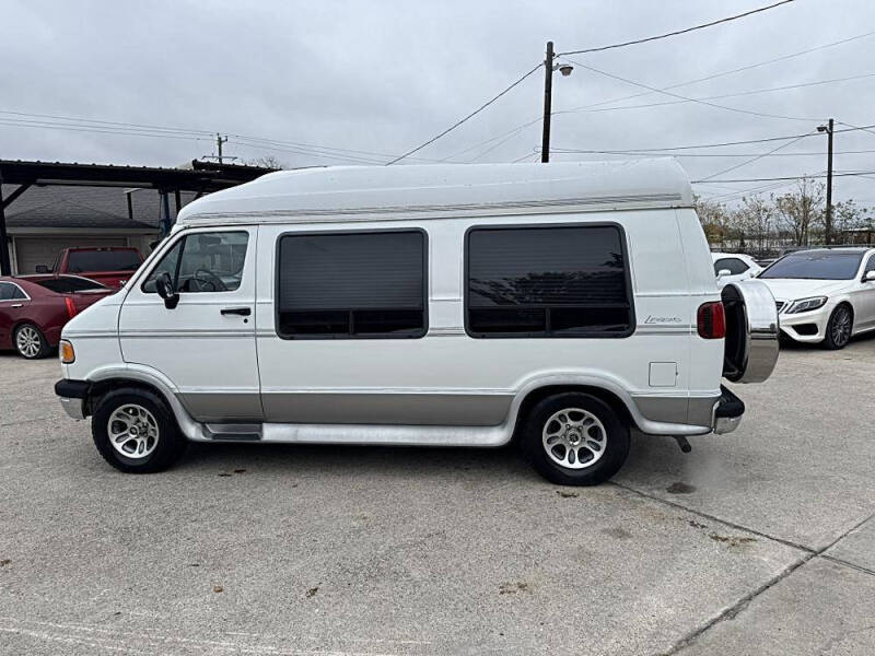 1997 Dodge Ram Van 2500