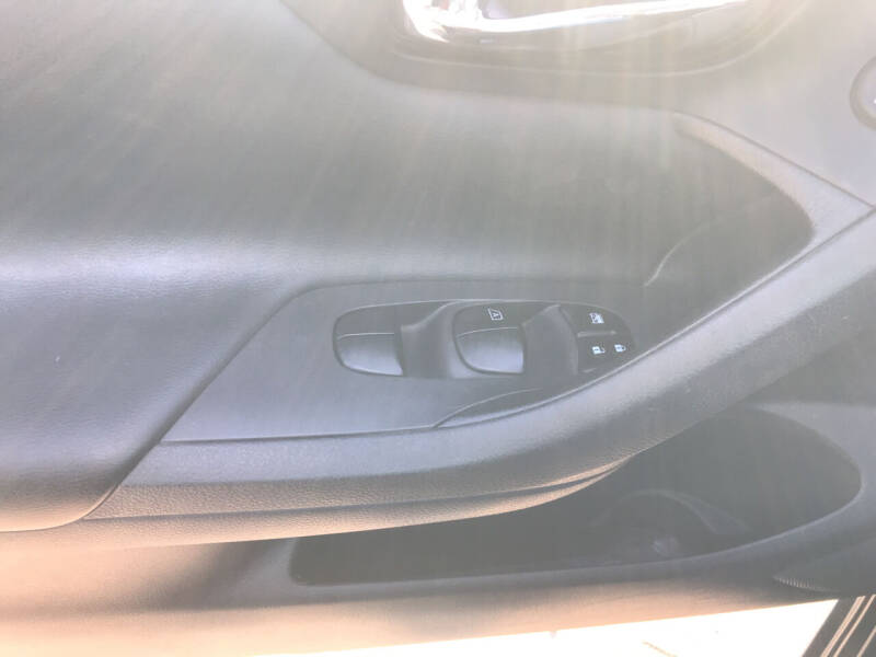 2017 Nissan Altima 2.5 SR