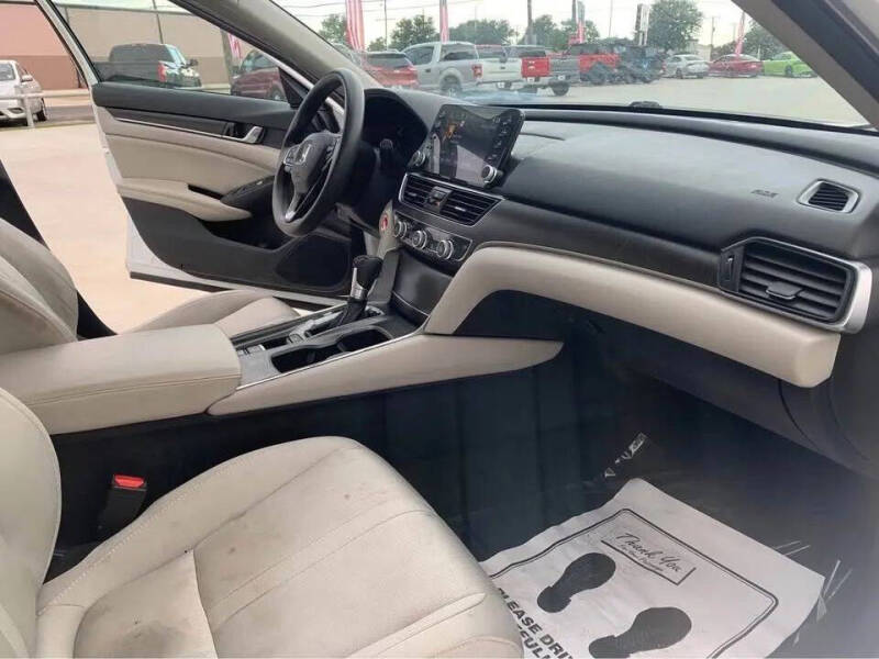2019 Honda Accord EX