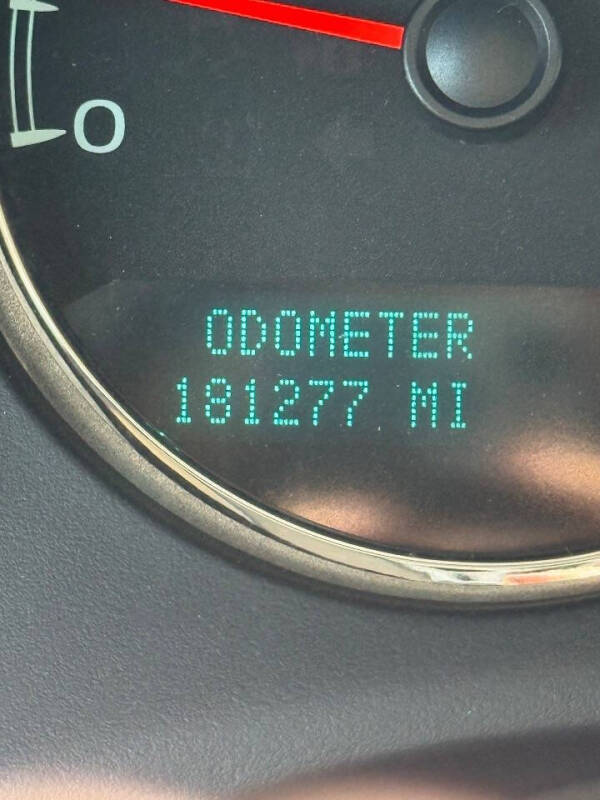 2012 Chevrolet Avalanche LS