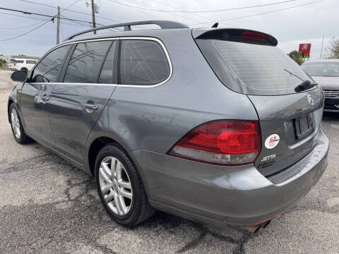 2010 Volkswagen Jetta SportWagen TDI