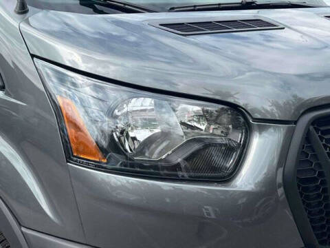 2025 Ford Transit