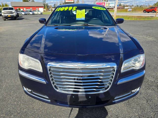 2014 Chrysler 300 Base's photo