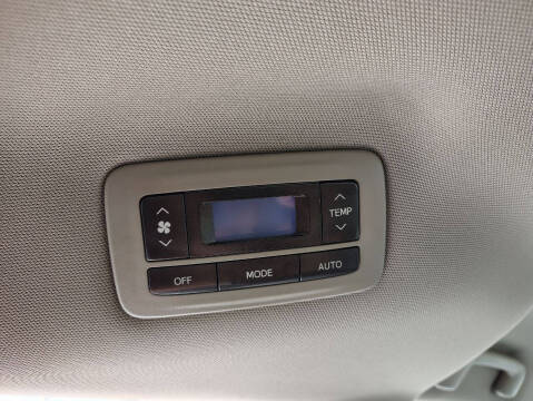 2016 Toyota Sienna LE 8-Passenger