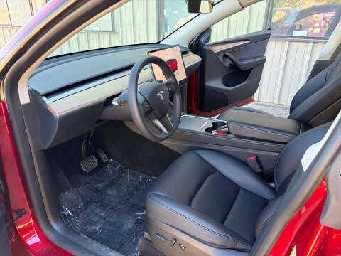2024 Tesla Model Y Long Range