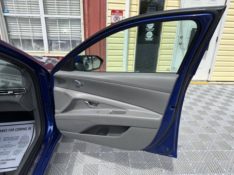 2022 Hyundai Elantra