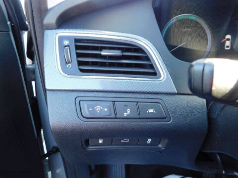 2016 Hyundai Sonata Hybrid