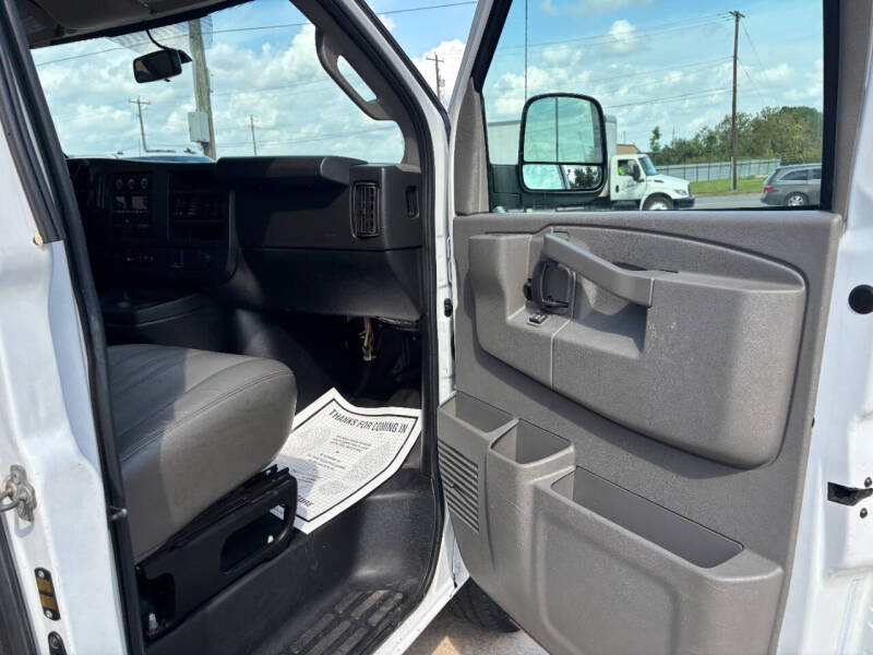 2020 Chevrolet Express 2500