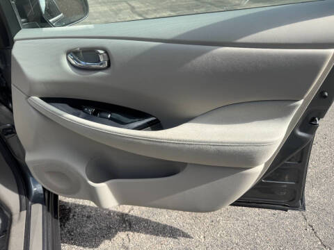 2017 Nissan LEAF SV