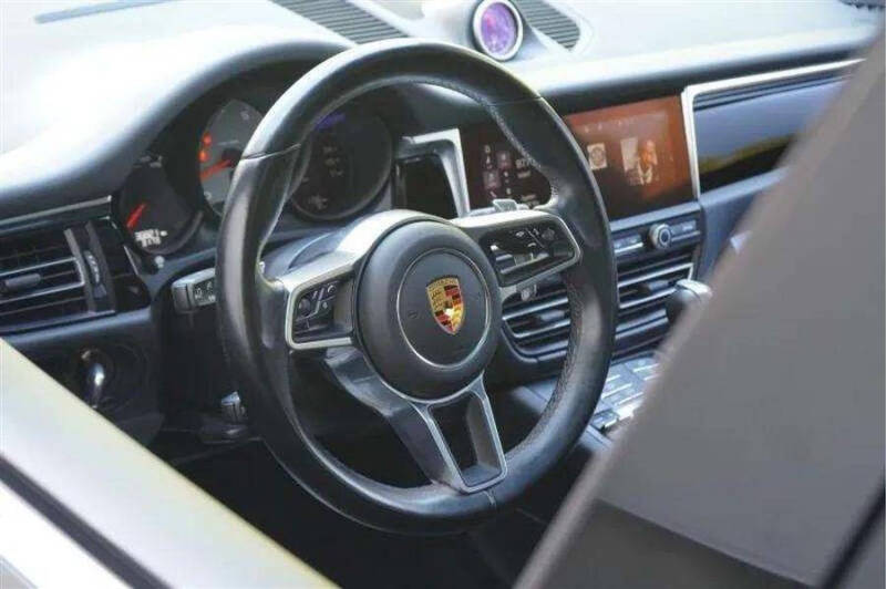 2021 Porsche Macan S