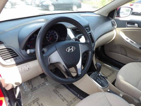 2015 Hyundai Accent GLS