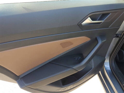 2025 Volkswagen Jetta SEL