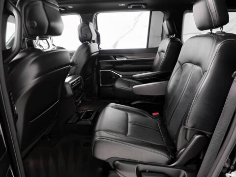 2023 Jeep Wagoneer Series II