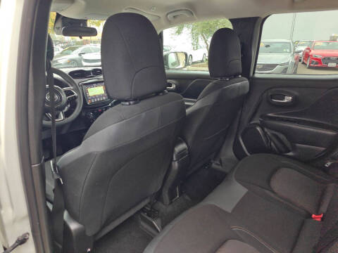 2023 Jeep Renegade Upland