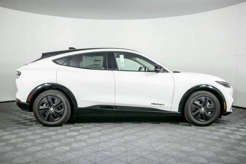 2023 Ford Mustang Mach-E California Route 1