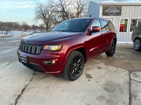 2017 Jeep Grand Cherokee Laredo