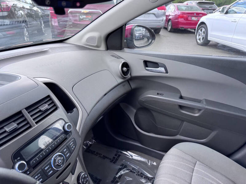 2012 Chevrolet Sonic LT