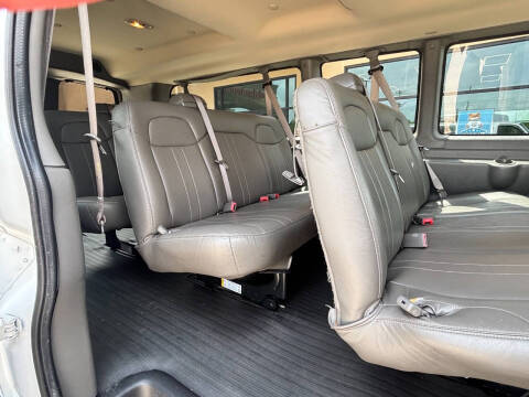 2017 Chevrolet Express LS 3500