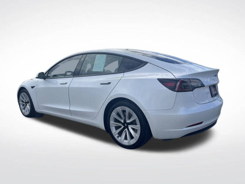 2021 Tesla Model 3 Standard Range Plus