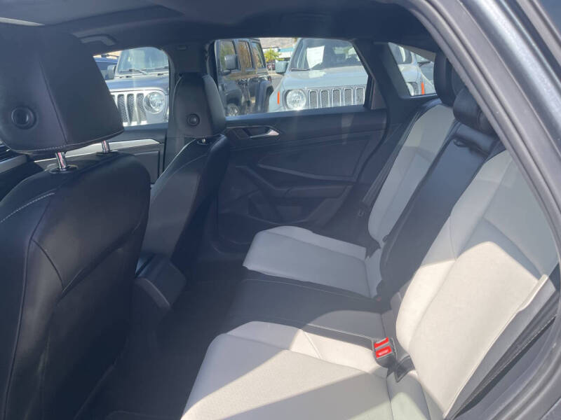 2019 Volkswagen Jetta R-Line