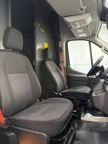 2020 Ford Transit 250