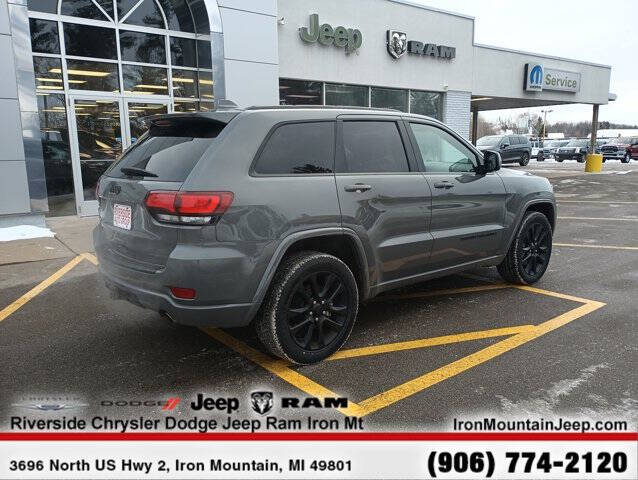 2021 Jeep Grand Cherokee Laredo X