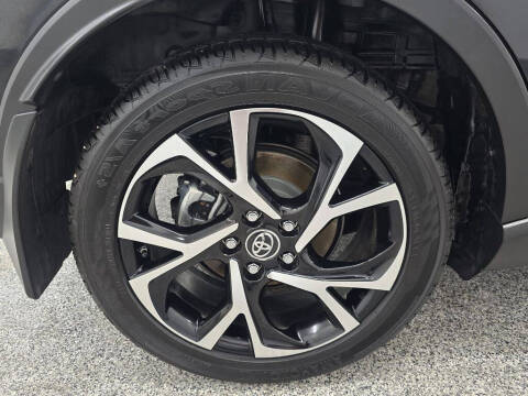 2019 Toyota C-HR LE