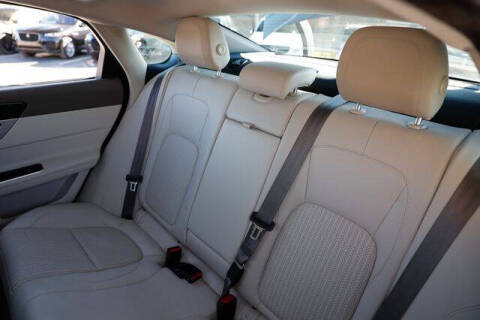 2017 Jaguar XF 35t Prestige