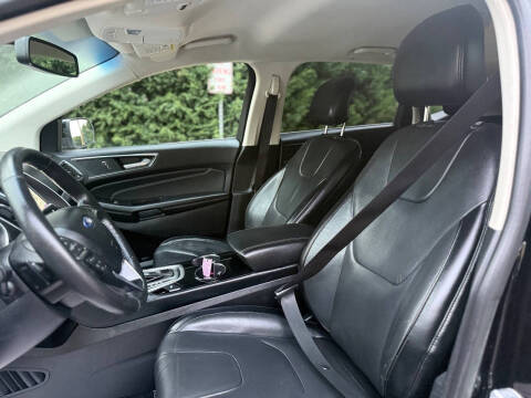 2017 Ford Edge Titanium