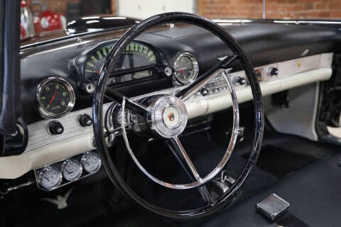 1956 Ford Thunderbird