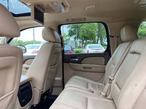 2012 Chevrolet Suburban LT