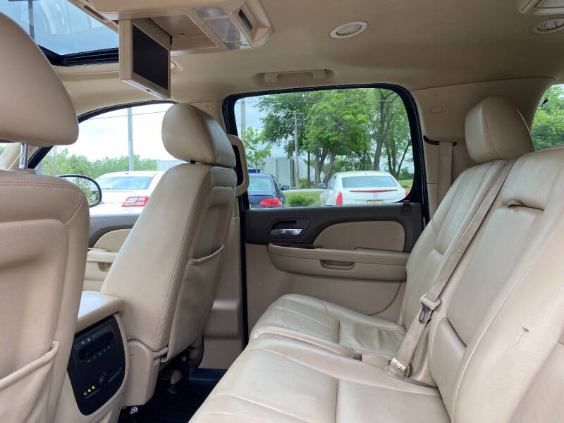 2012 Chevrolet Suburban LT