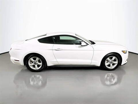 2015 Ford Mustang V6