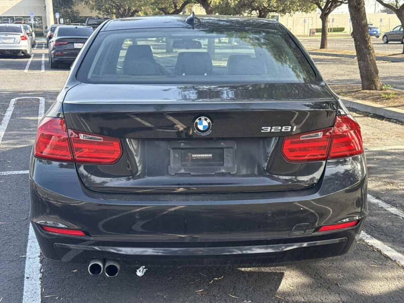2013 BMW 3 Series 328i