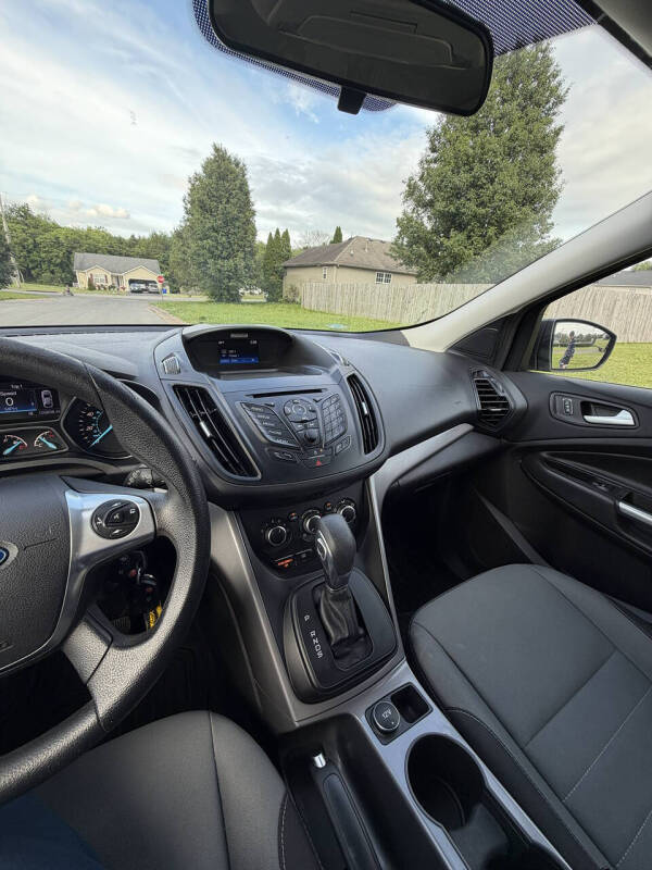 2016 Ford Escape SE