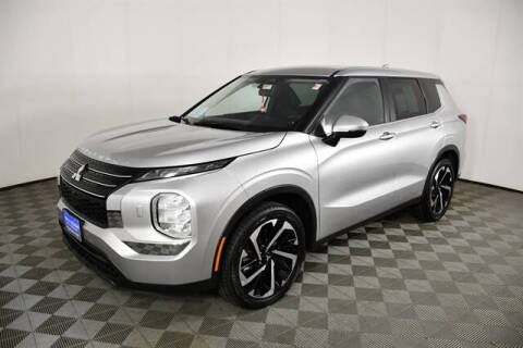 2022 Mitsubishi Outlander ES