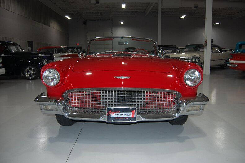 1957 Ford Thunderbird