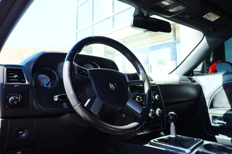 2009 Dodge Challenger SRT8
