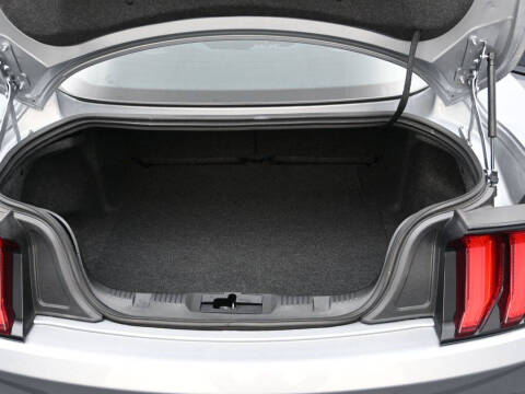 2023 Ford Mustang EcoBoost