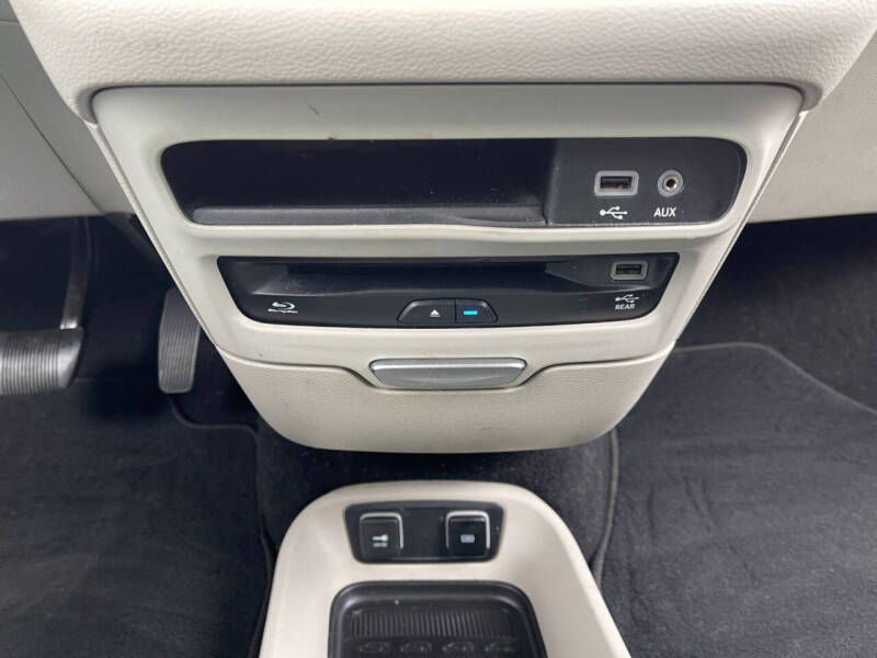 2018 Chrysler Pacifica Touring L Plus