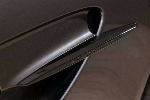 2025 Aston Martin Vantage